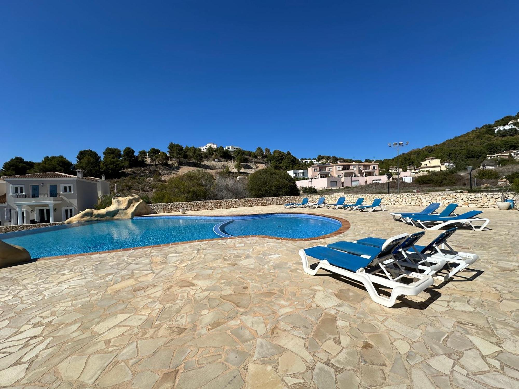 Cala-Azul Y Jacuzzi Villa Калпе Екстериор снимка