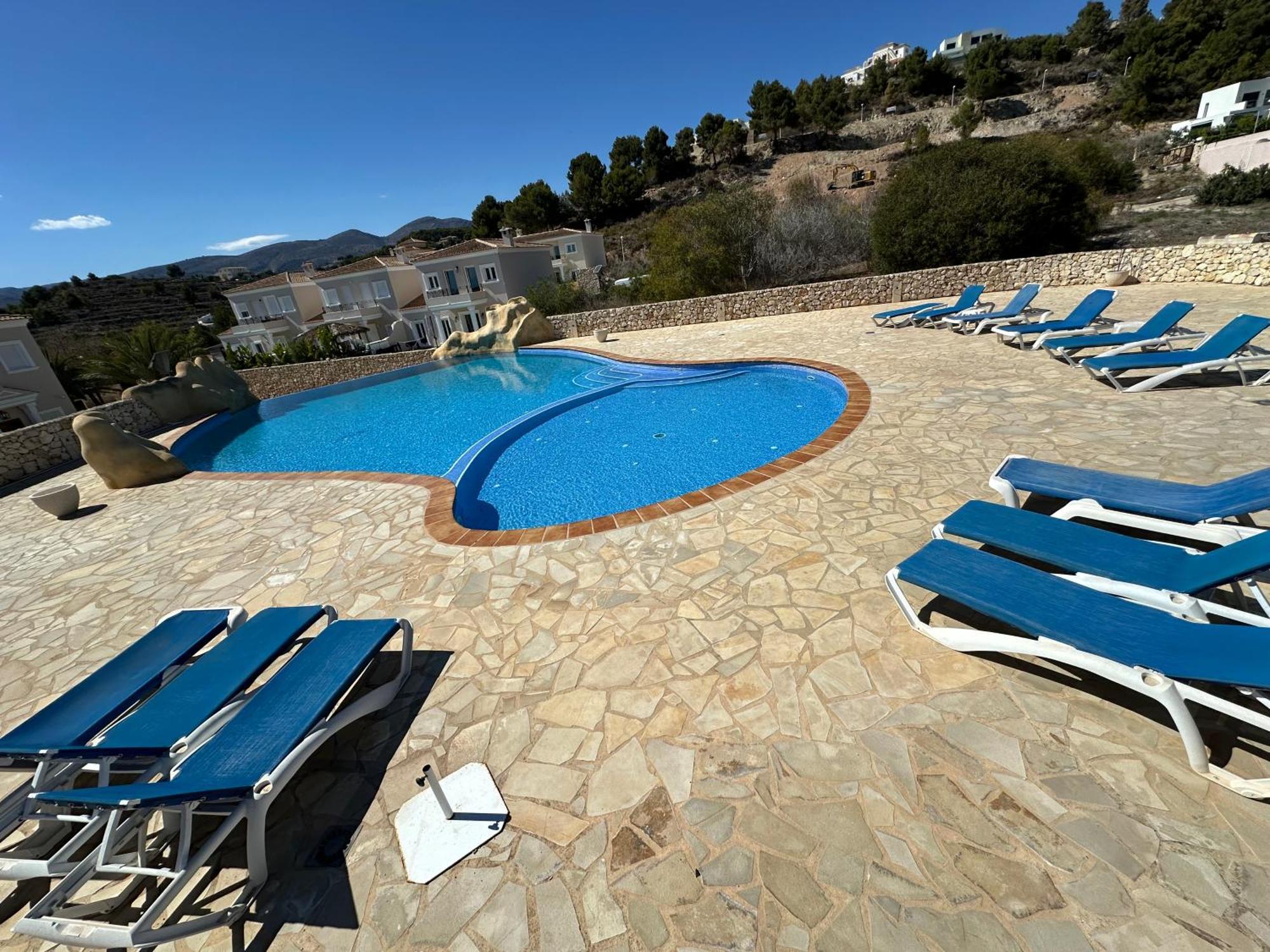 Cala-Azul Y Jacuzzi Villa Калпе Екстериор снимка