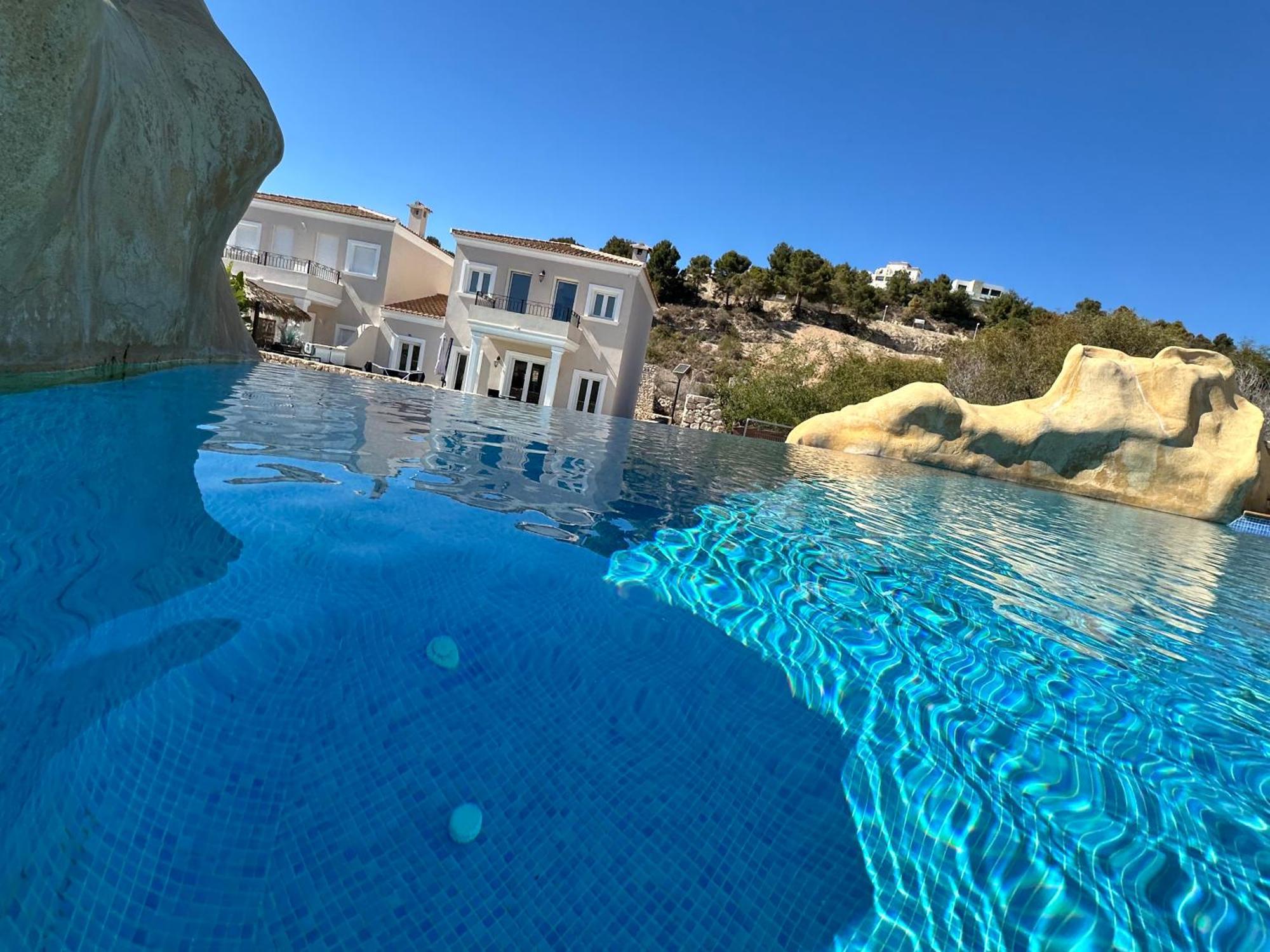 Cala-Azul Y Jacuzzi Villa Калпе Екстериор снимка