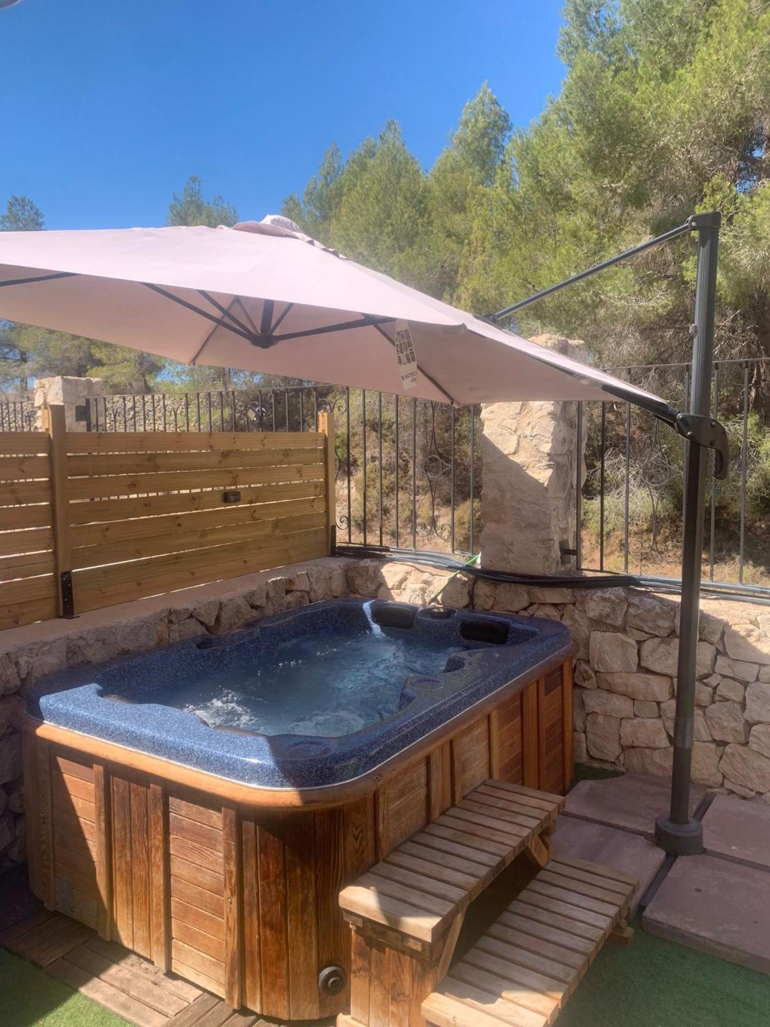 Cala-Azul Y Jacuzzi Villa Калпе Екстериор снимка