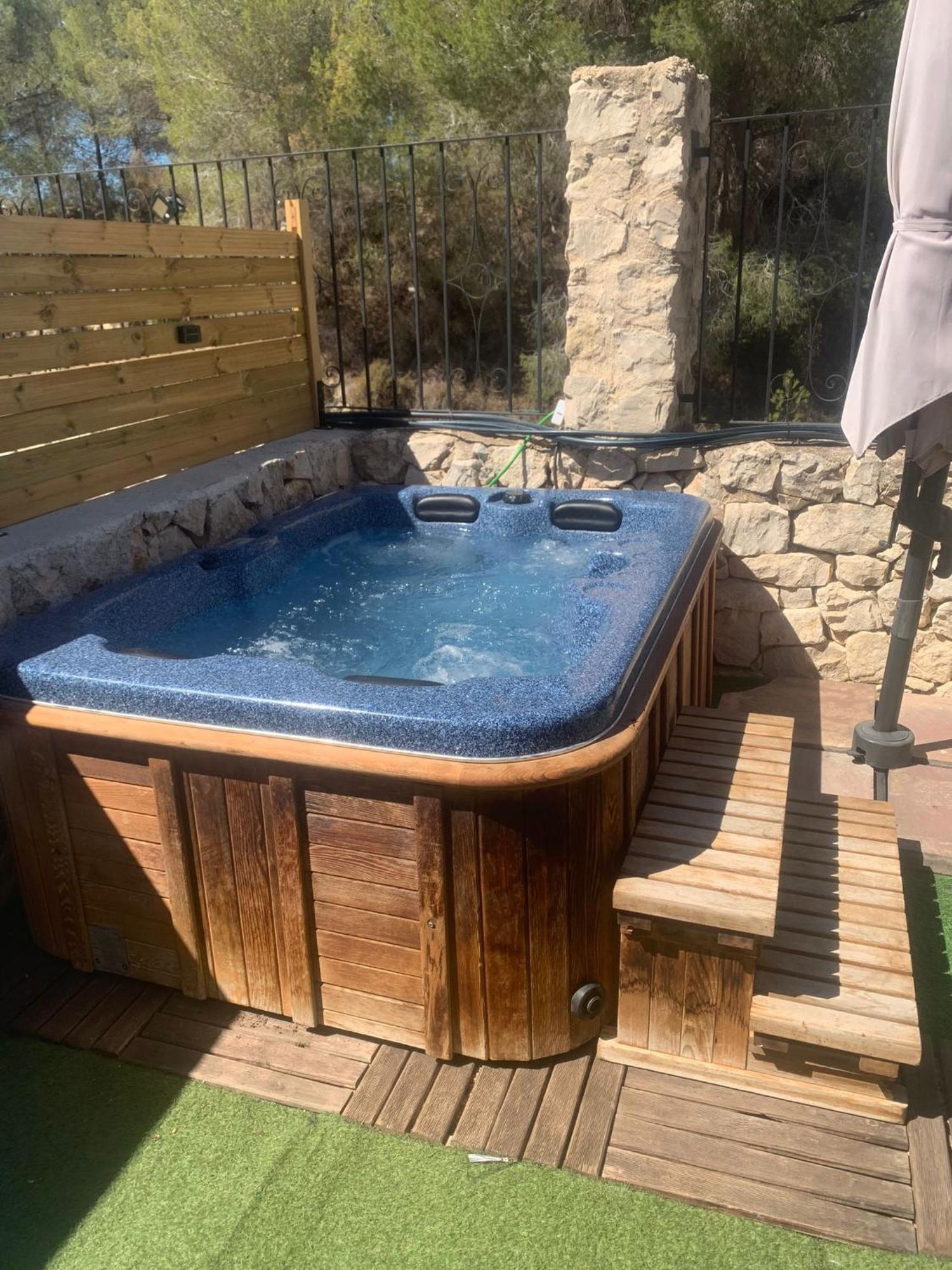 Cala-Azul Y Jacuzzi Villa Калпе Екстериор снимка
